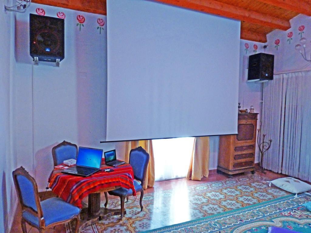 Vucciria Hostel Palermo Zewnętrze zdjęcie