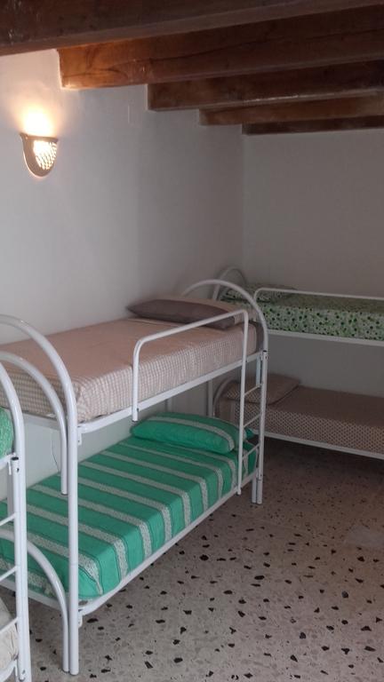 Vucciria Hostel Palermo Zewnętrze zdjęcie